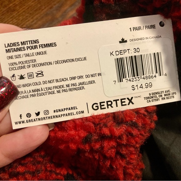 Buffalo Plaid Sherpa Ladies Mittens- NWT - Picture 2 of 4